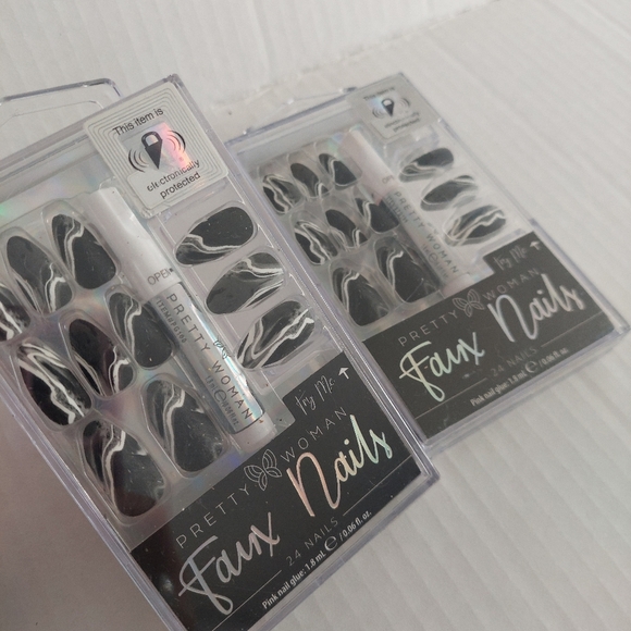 2pc Press ON Nails 24 Packs Each Halloween Nails Marble Nail Kit ( Bag B) - Picture 1 of 4